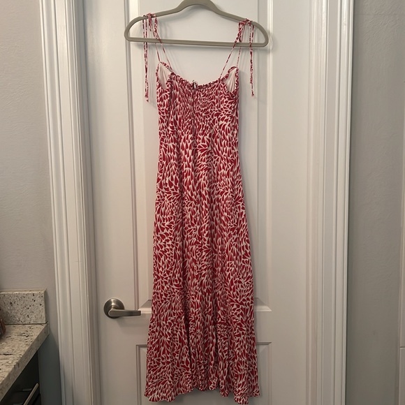 Reformation tie midi dress with red hearts pattern - Picture 3 of 4